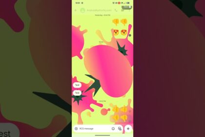 Google Messages emoji per visą ekraną