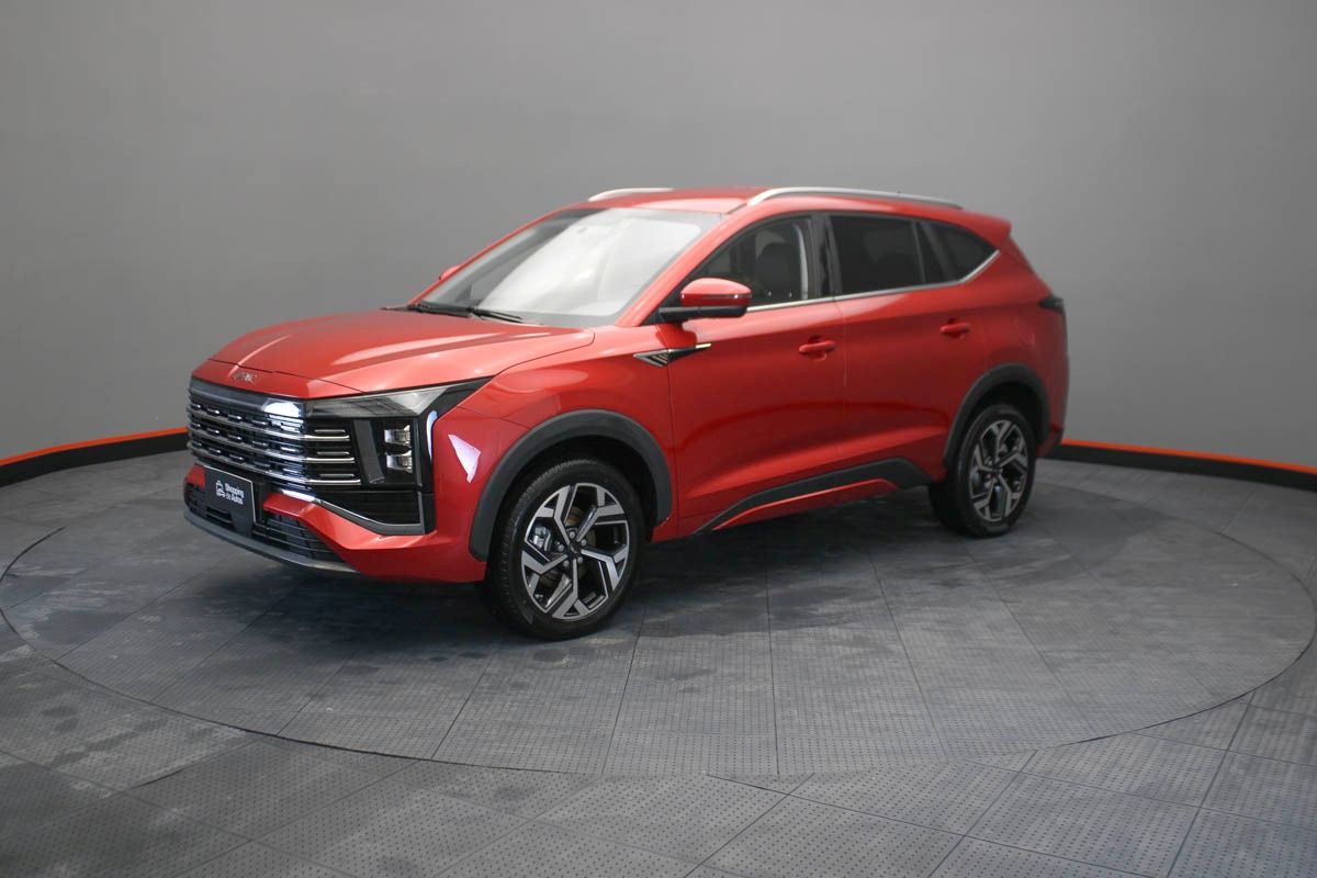 JAC JS8 PRO