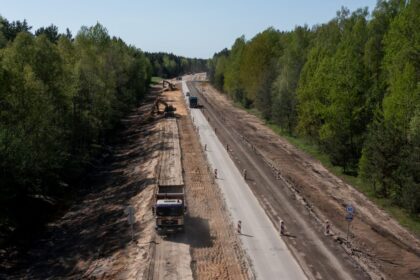Via Lietuva kelių tiesimas