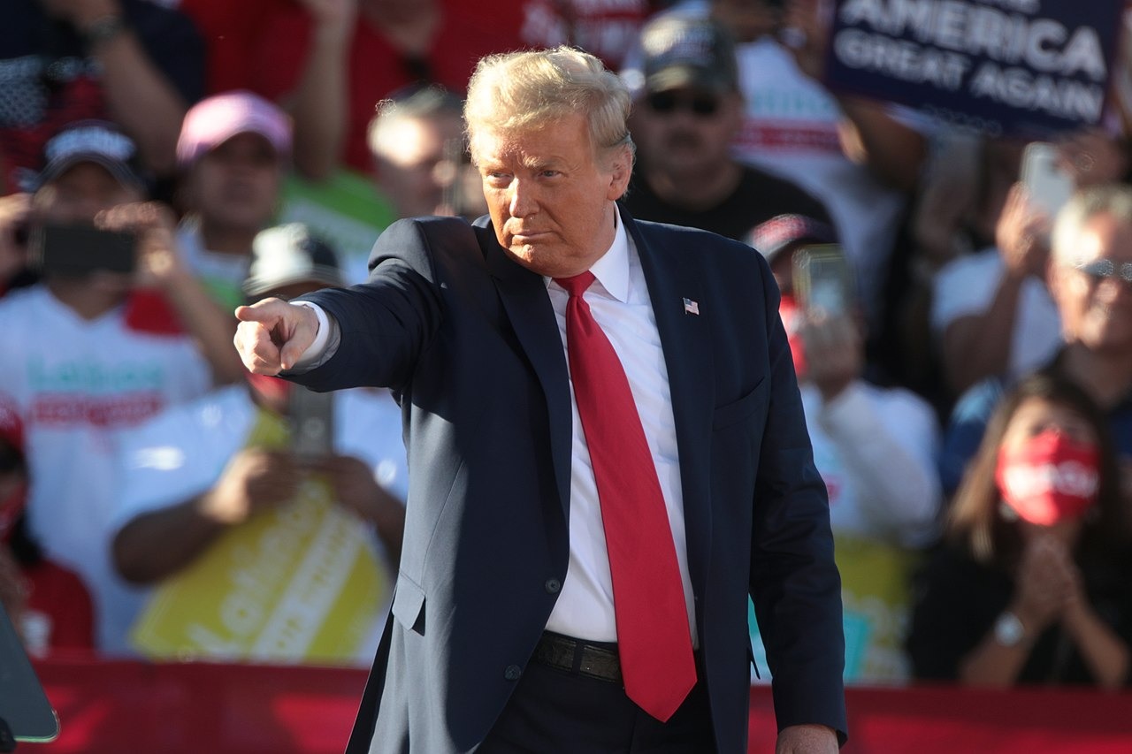 D. Trumpo komentaras