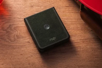 „Motorola Razr 60“ ir „Razr 60 Ultra“