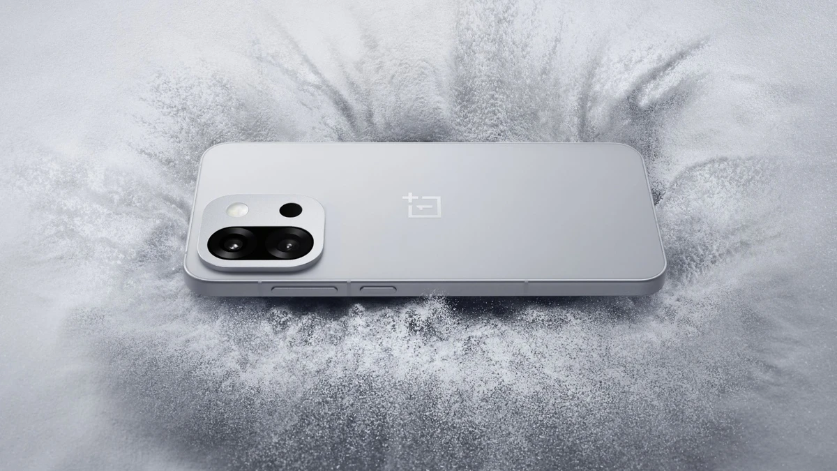 OnePlus 15 2025 pabaigoje