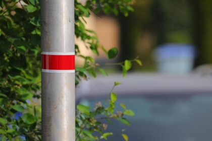 Pažymėtas stulpas gatvėje / nh24.de nuotr.