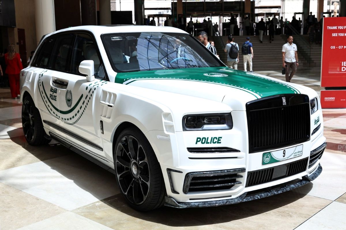 Rolls-Royce Cullinan Luxury 2