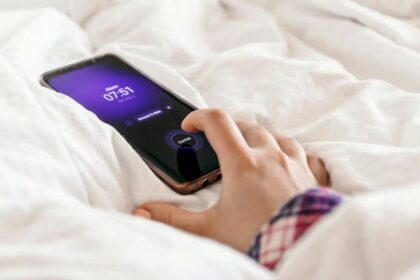 Samsung žadintuvas
