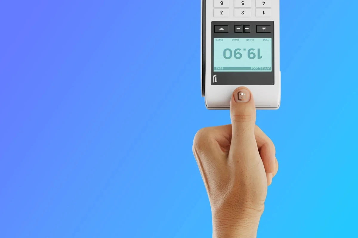 Smart Chip ant nago