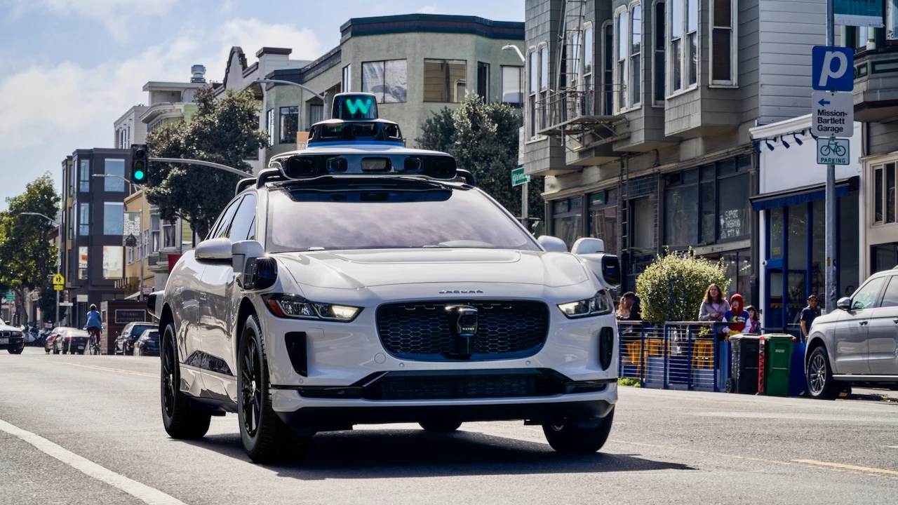Waymo automobiliai JAV