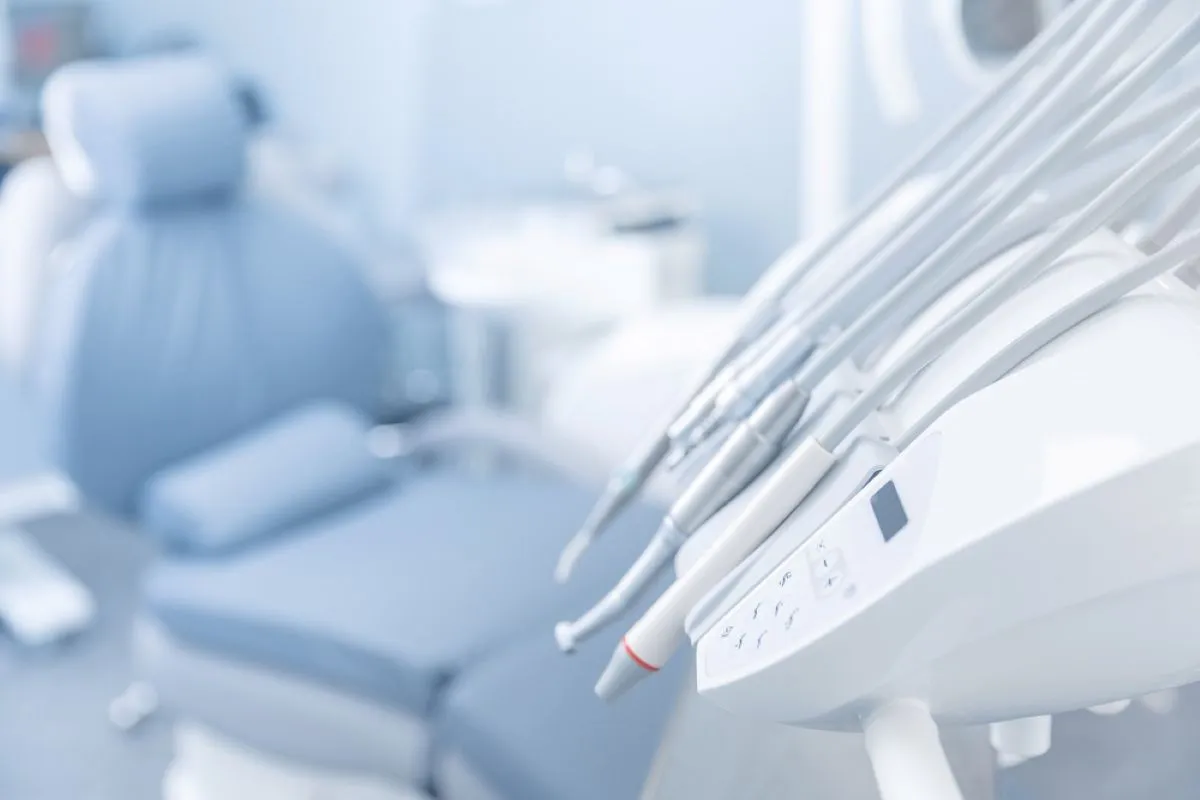 Ką daryti nuskilus dančiui