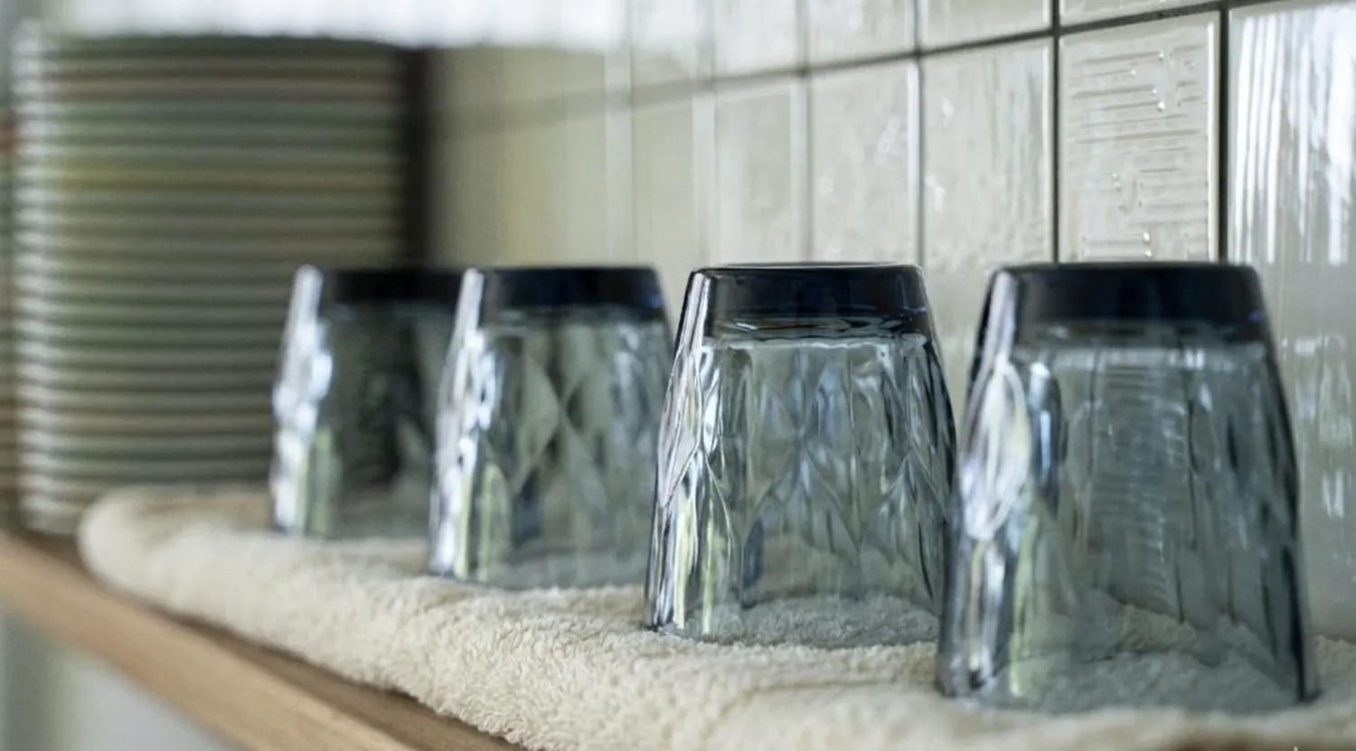 Apverstos stiklinės