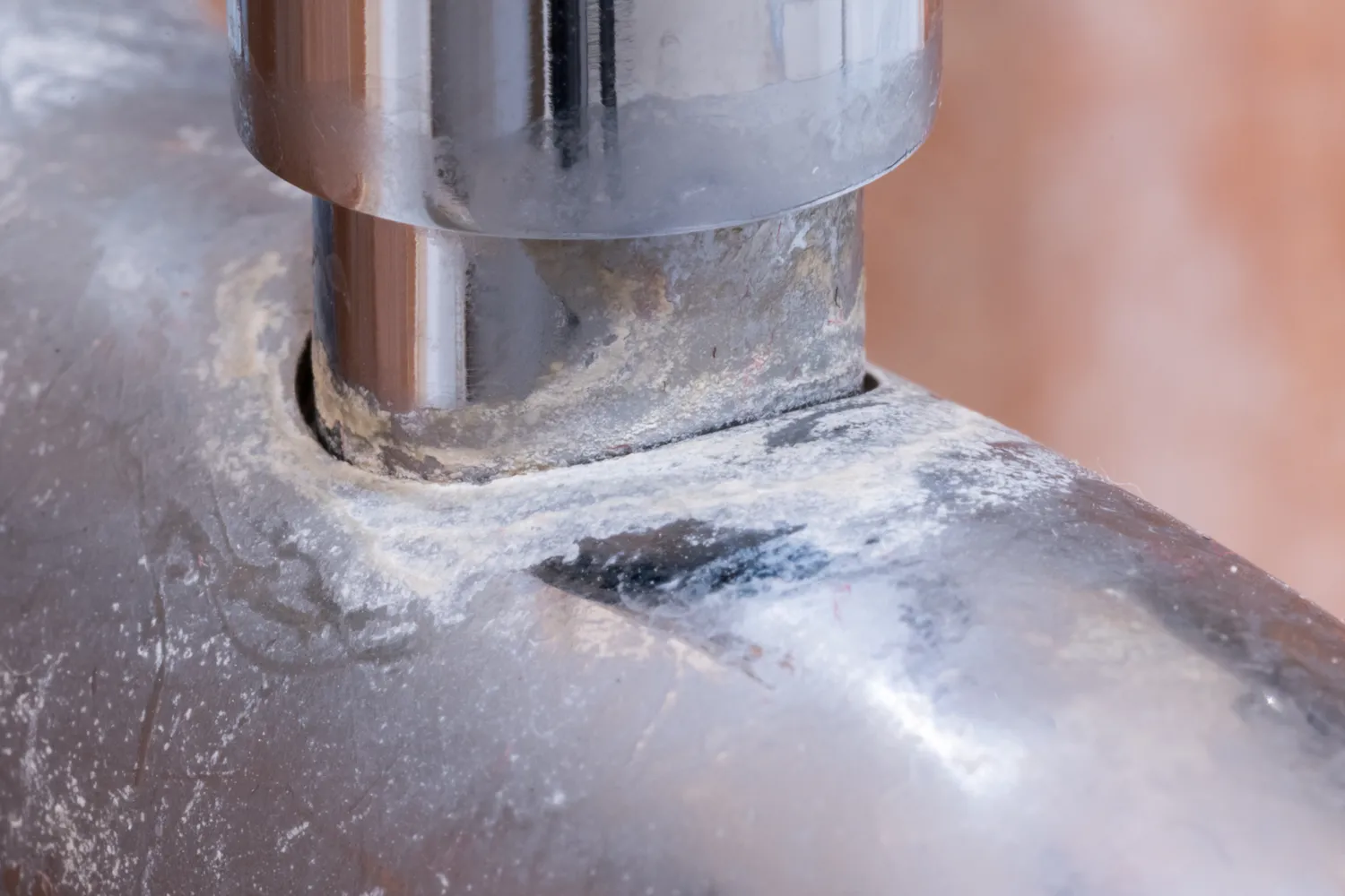 Iš kur atsiranda kalkių nuosėdos ant įrenginių