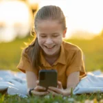 Pirmasis telefonas vaikui