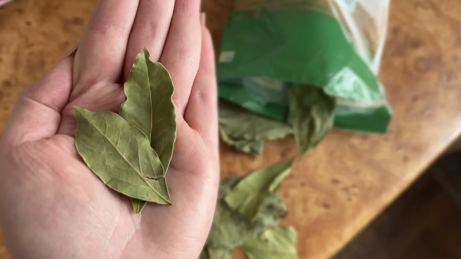 Atlikit šį ritualą su lauro lapais