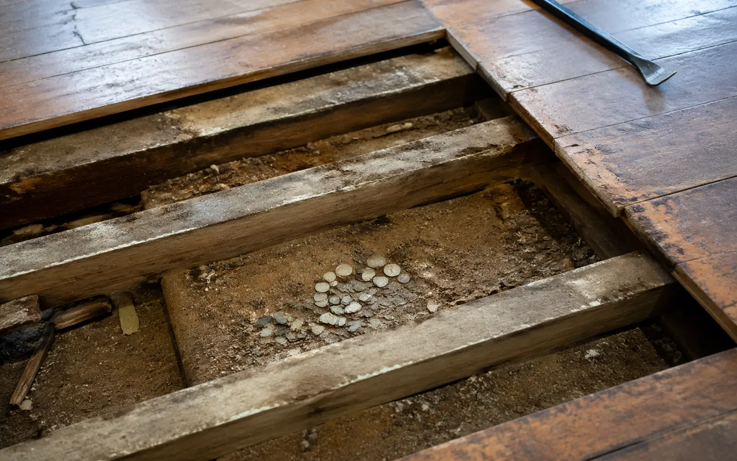 Paslaptis po grindimis / OpenAI nuotr.