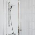 Dušo kabino valymas