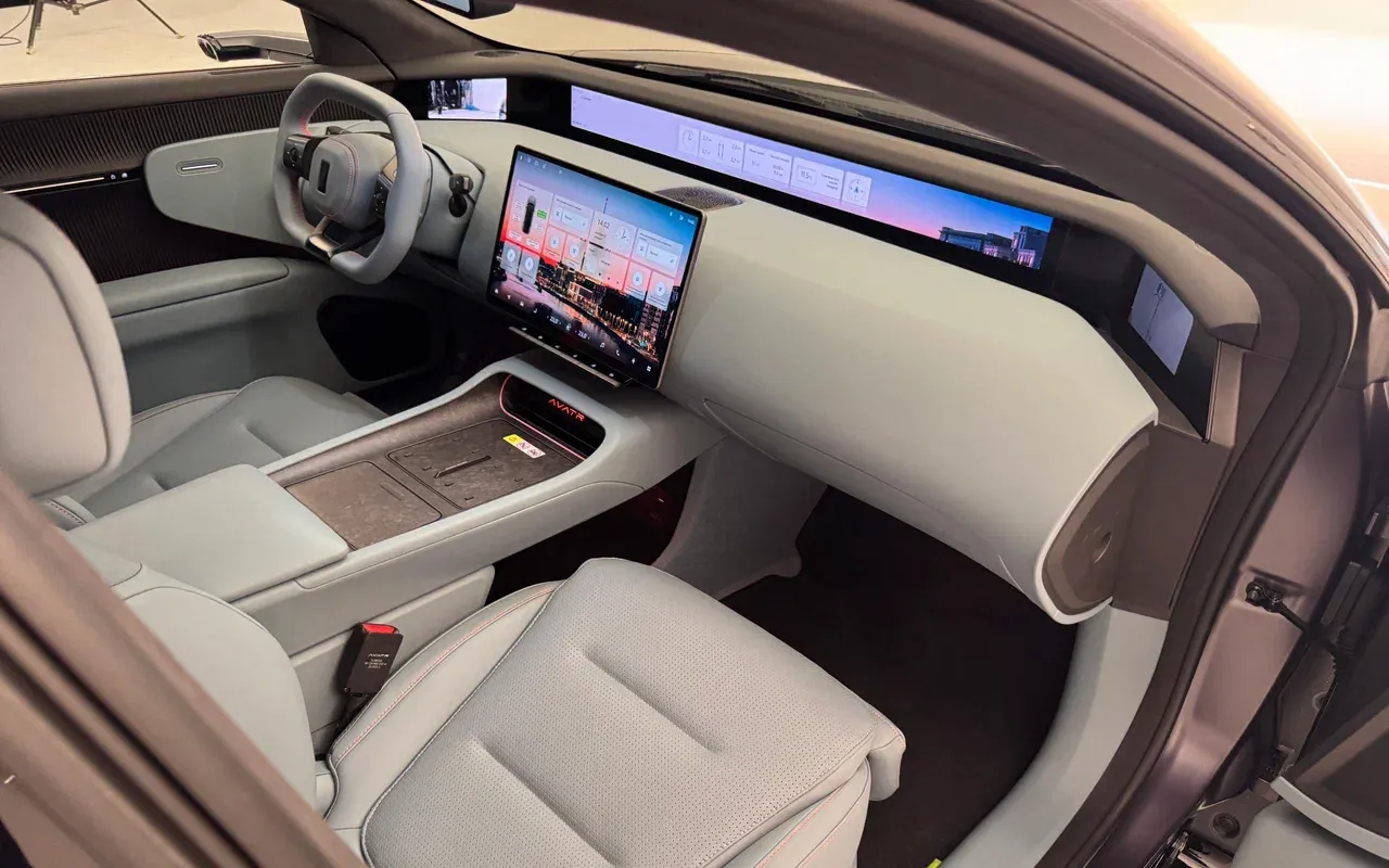 Reklamos automobiliuose