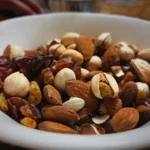 Riešutų valgymas