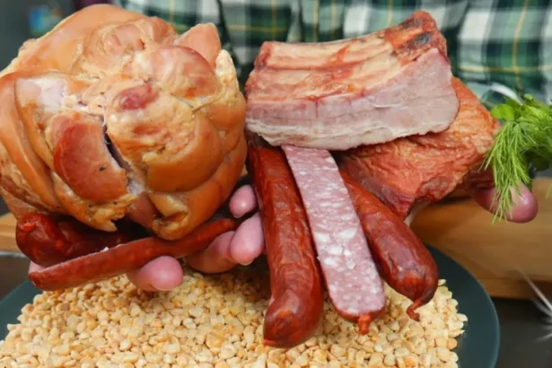 Šonkauliai su žirneliais