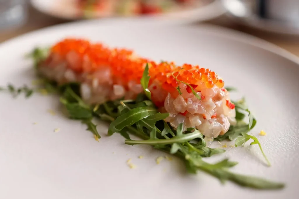 Rukolos Lapai Lėkštėje / Nuotrauka: Valeria Boltneva (Pexels)