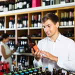 Kas moka už parduotuvėje sudaužytą stiklainį ar butelį?