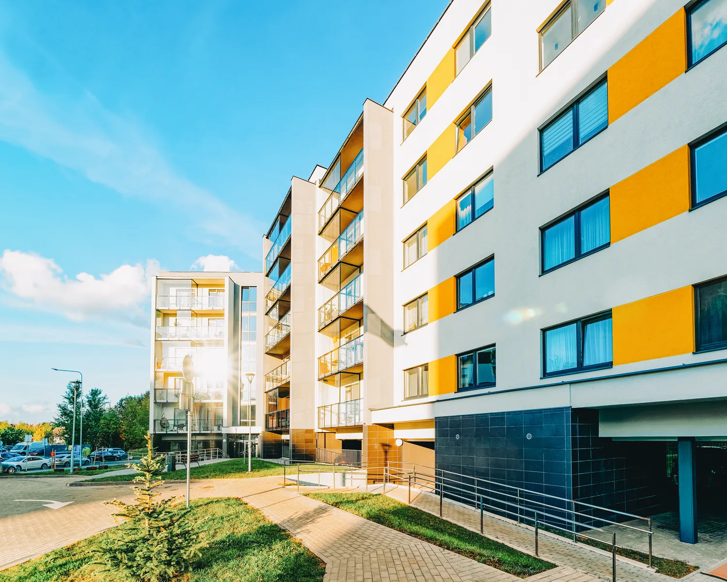 Buto pirkimas Vilniuje / Roman Babakin / Shutterstock.com