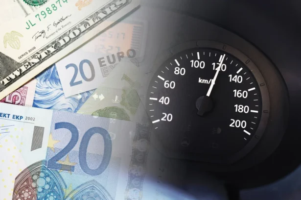 Shutterstock 2535919605