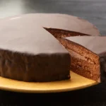 Biskvitinis tortas su šokoladu