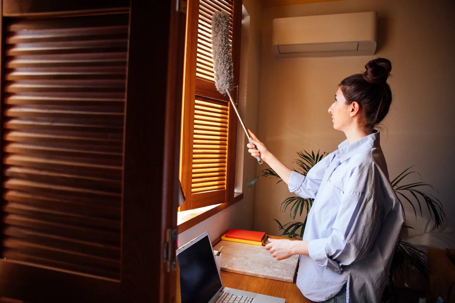 Shutterstock 2656086627