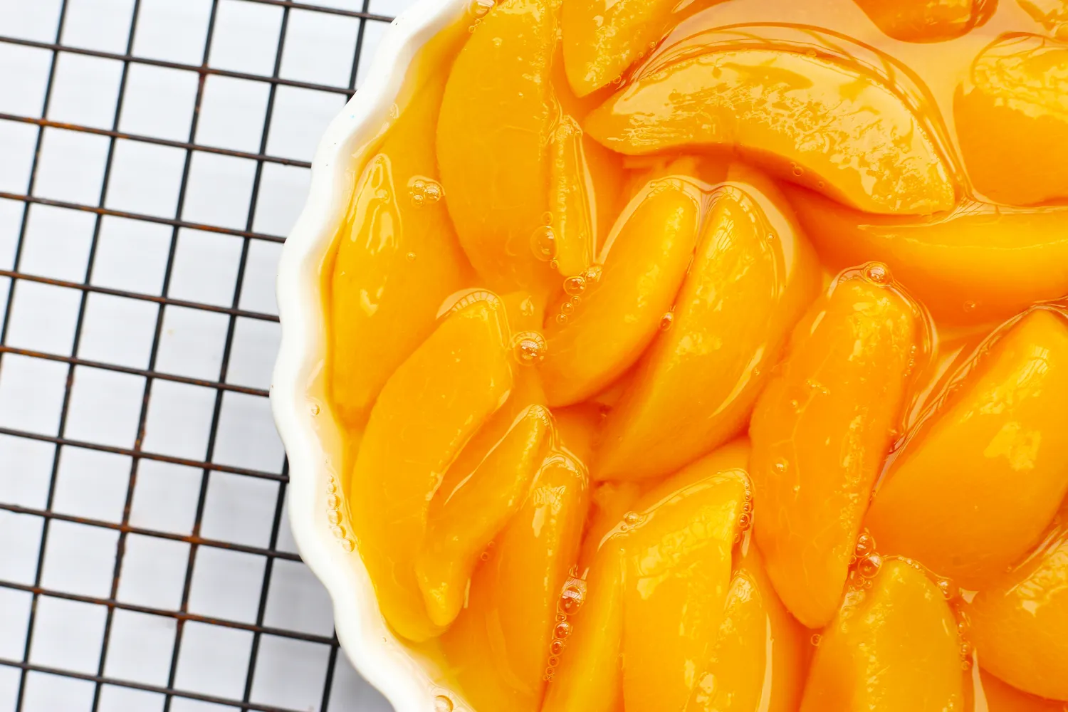 Šiuose persikuose 23 šaukšteliai cukraus