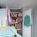 Senatvės kvapas spintoje