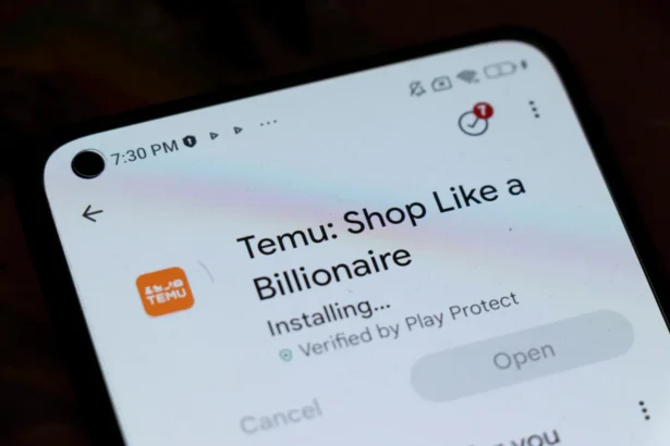 Shutterstock 2699293087