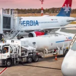 Aviacinio kuro trūkumas / frantic00 / Shutterstock.com