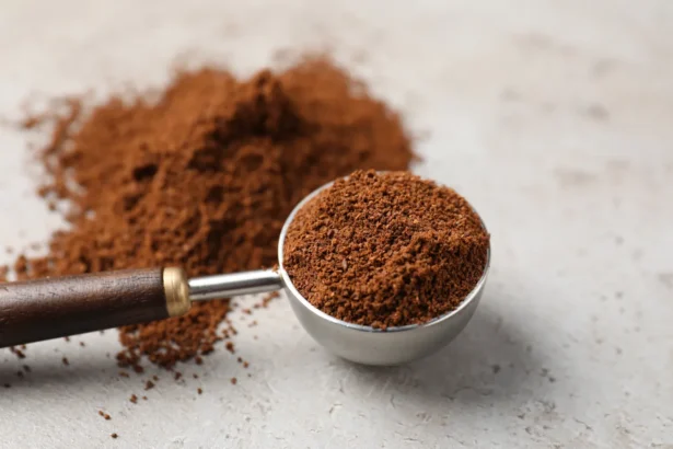 Kavos tirščiai kriauklėje neturėtų atsirasti