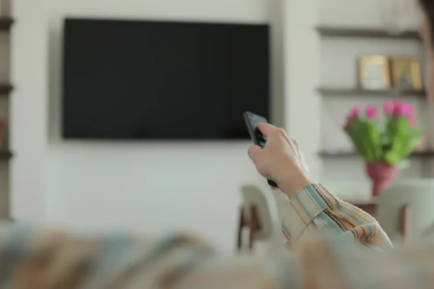 Kodėl vien išjungti televizorių neužtenka