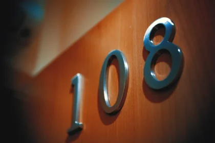 Shutterstock 2743685773