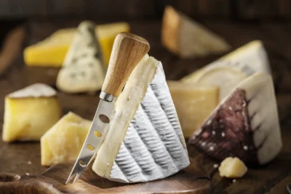 Shutterstock 2745987147