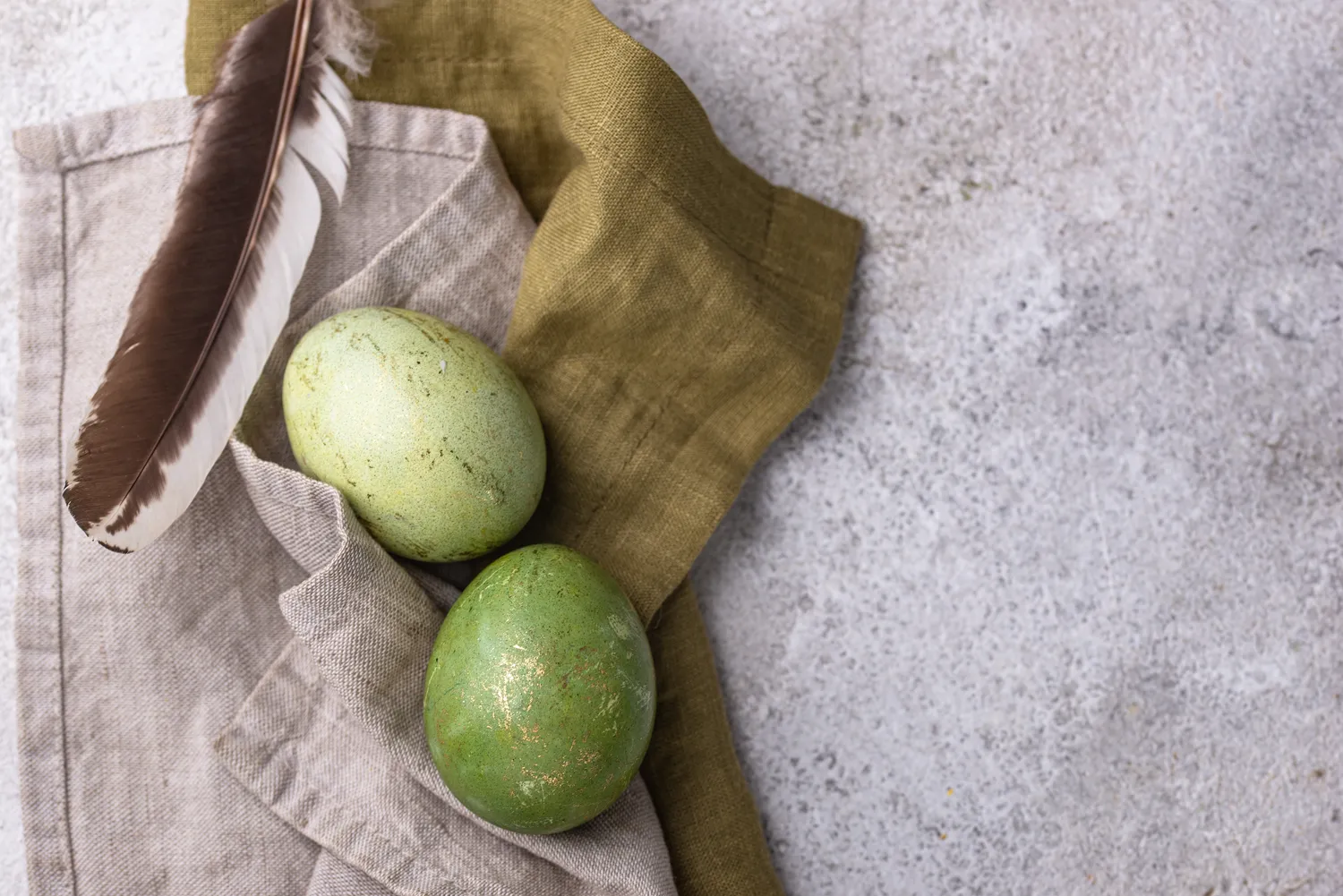 Štai kaip nudažyti kiaušinius Velykoms
