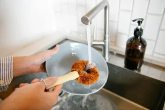Švarūs indai po tinkamo plovimo