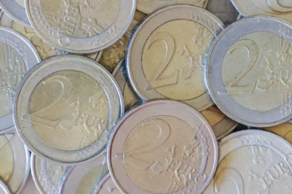Kai kurios monetos vertos tūkstančių eurų