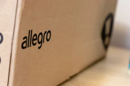 Allegro / daily_creativity / Shutterstock.com