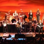 Bruce'as Springsteenas įėjo į istoriją kaip pirmasis amerikiečių muzikantas, apdovanotas prestižine Ivors akademijos stipendija