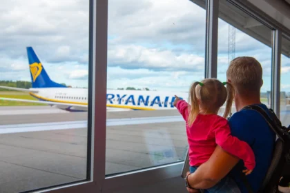 Pokyčiai skrendant su Ryanair / Chubarova Iryna / Shutterstock.com