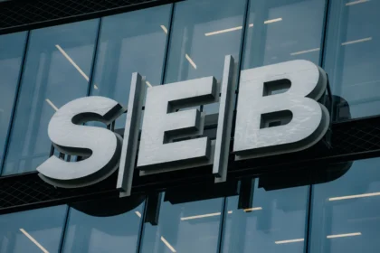 SEB bankas / Veja / Shutterstock.com