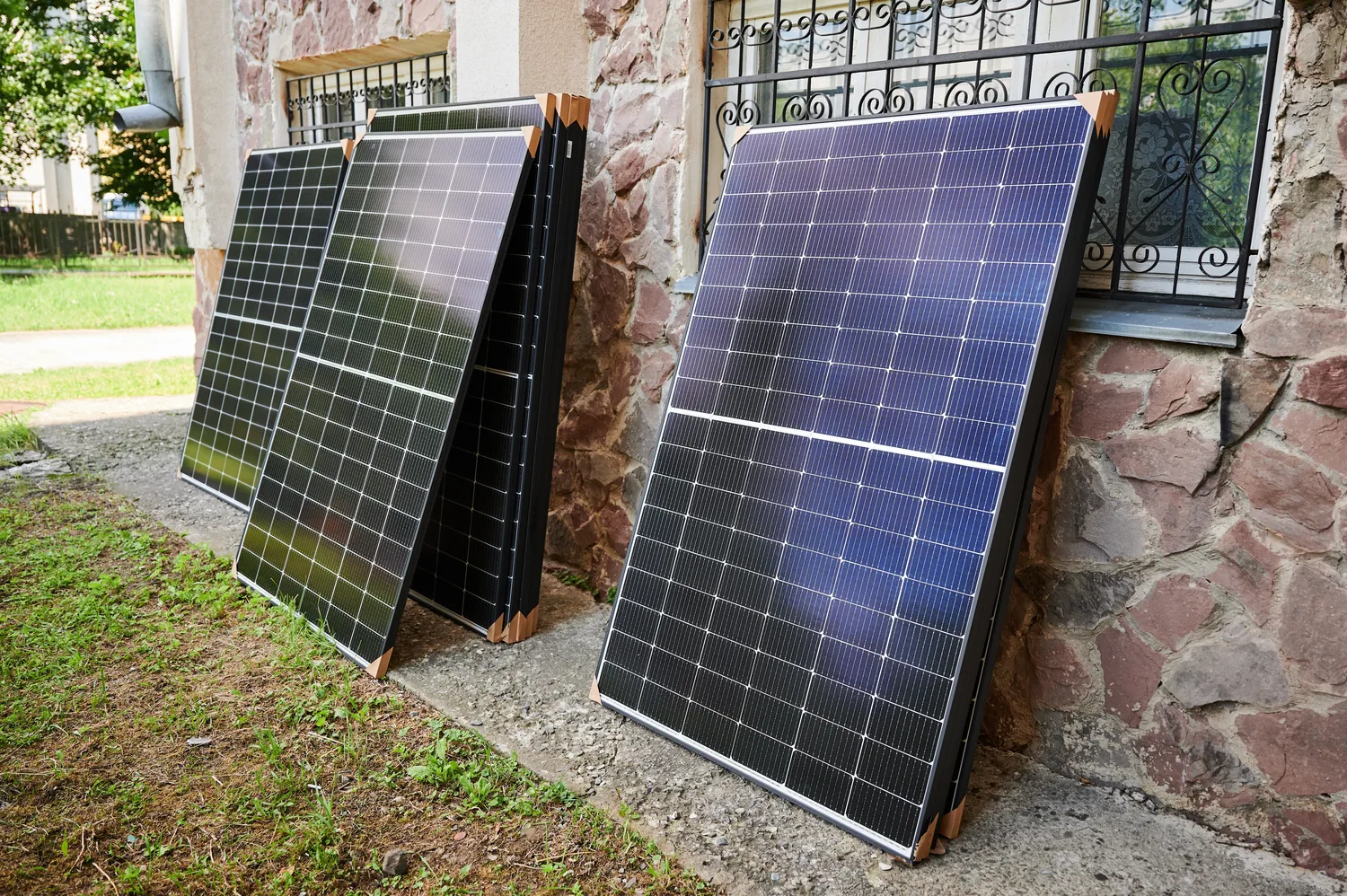 Saulės elektrinės panelės