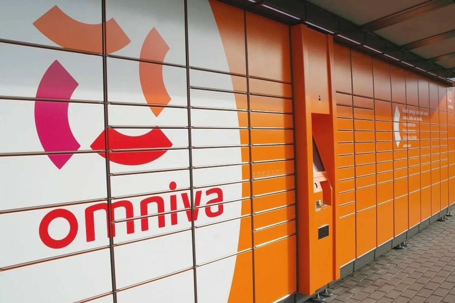 Omniva paštomatai