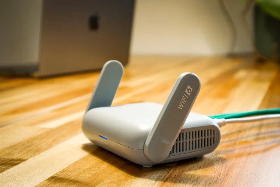 Telefonas rodo pilną „Wi-Fi“, bet internetas vos juda: kaltas gali būti ne maršrutizatorius