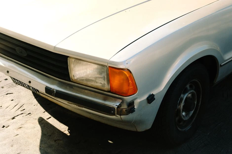 Kaip nuo automobilio pašalinti rūdis be brangaus serviso: nuo ko pradėti, kad neatsinaujintų