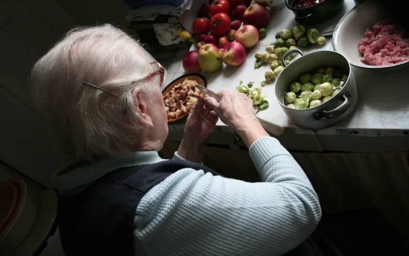 Močiutė į obuolienę dėdavo vieną netikėtą prieskonį: skonis sugrąžina į vaikystę