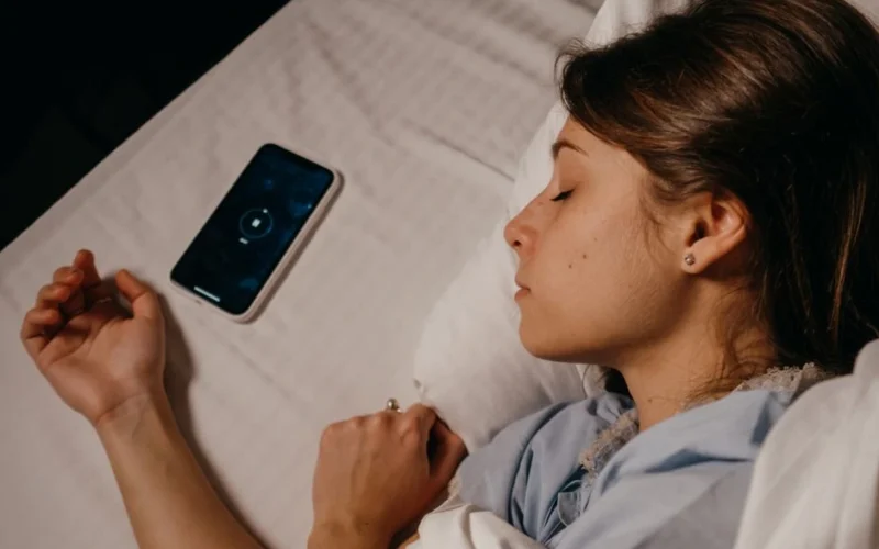 Išjunkite arba palikite įjungtą: ką daryti su išmaniojo telefono „Wi-Fi“ ryšiu prieš miegą
