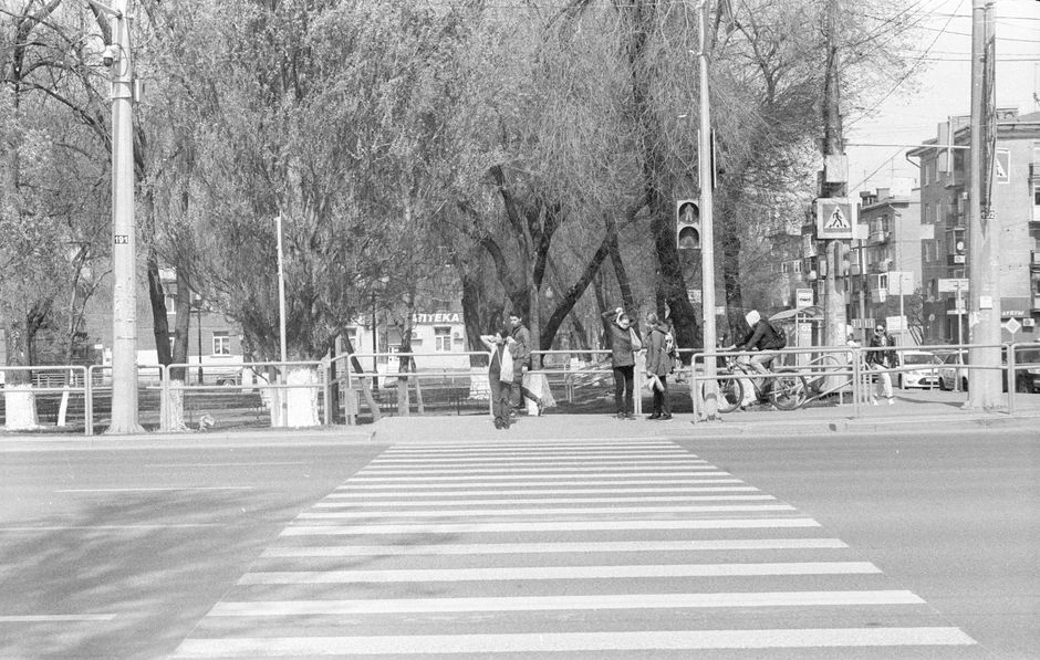 Žodis „jaywalking“ atsirado tam, kad vairuotojai mažiau kaltintų dėl avarijų