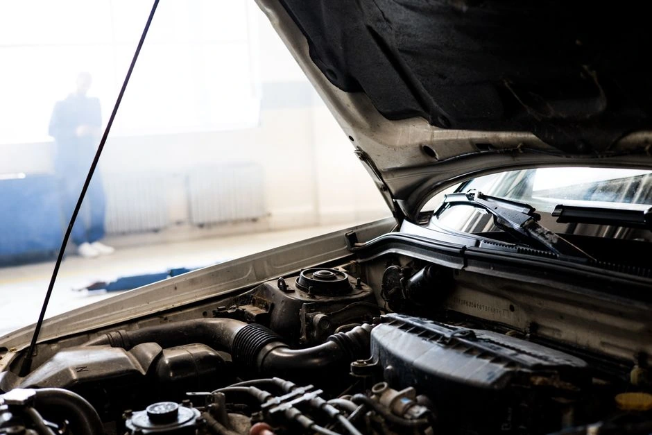 OEM kodas automobilių detalėse: kaip jį rasti ir neapsirikti perkant detales